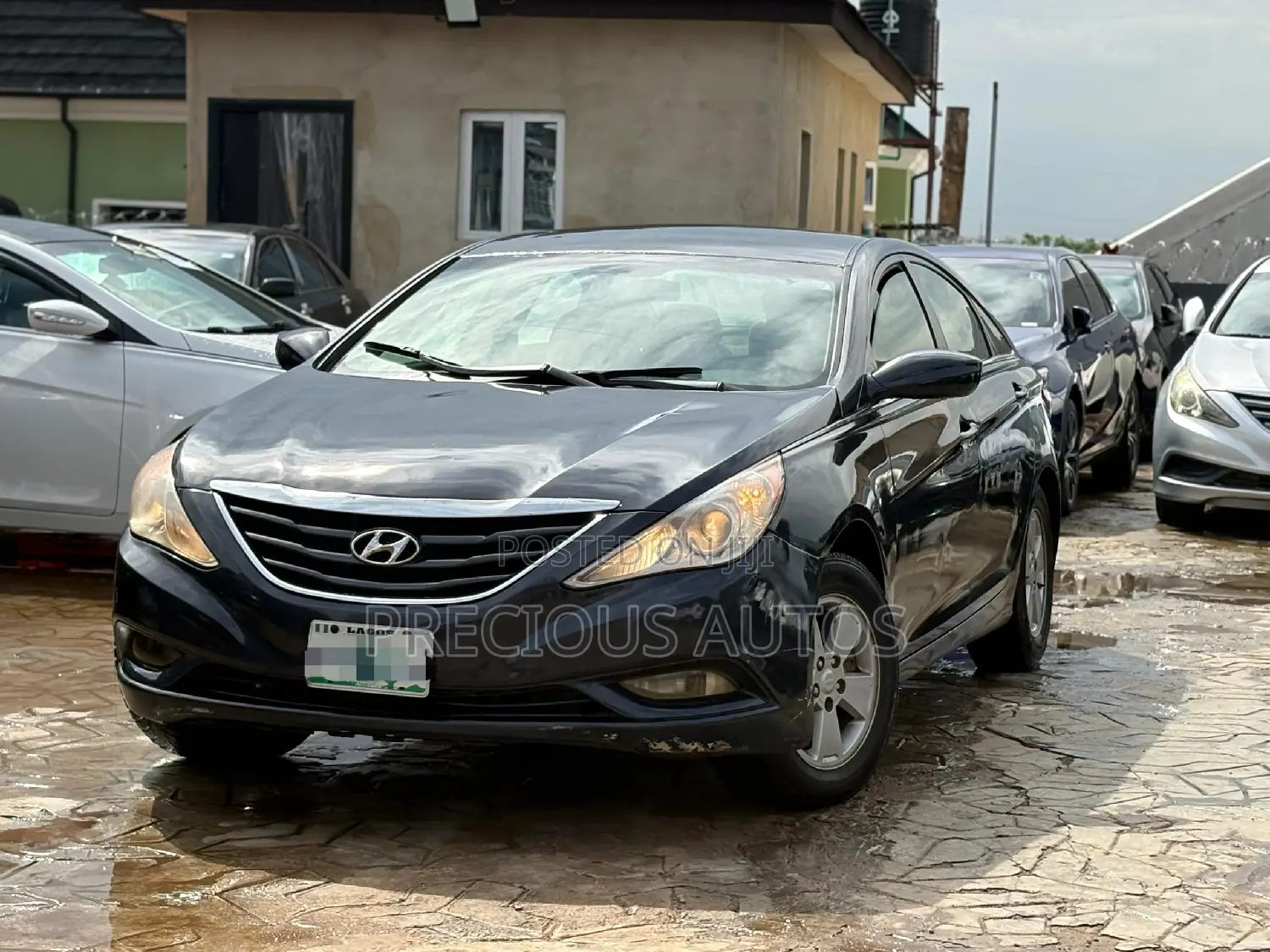 Hyundai Sonata 2011 Black