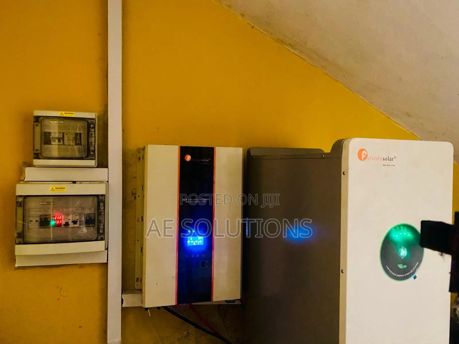 Solar Inverter Installer