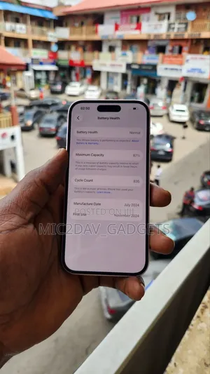 Apple iPhone 15 128 GB Pink