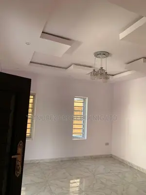 4bdrm Duplex in An Estate, Ikota for rent