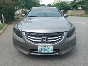 Honda Accord 2010 Gray