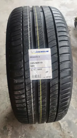 Brand New 245/40r19 Run-Flat
