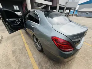Mercedes-Benz C400 4Matic AWD Sedan (3.0L V6 7A) 2015 Gray