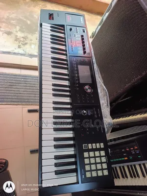 Roland Fa-06 Worksation
