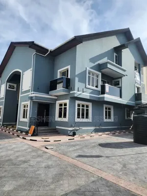 4bdrm Duplex in Oniru Estate for sale