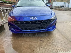 Hyundai Elantra 2021 Blue