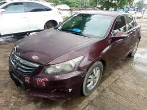 Honda Accord 2011 Red