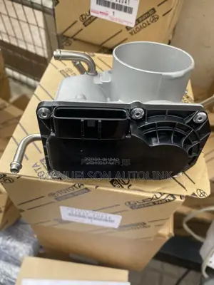 Throttle Body Toyota Avensis,Camry,Rav4,Highlander, 2az Engine
