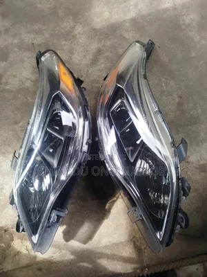 Toyota Avalon Headlight 2014 Model