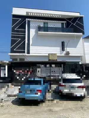 1bdrm Apartment in Jakande for sale