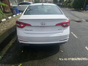 Hyundai Sonata Limited 2.0T Seban (2.0L 4cyl 6A) 2016 White