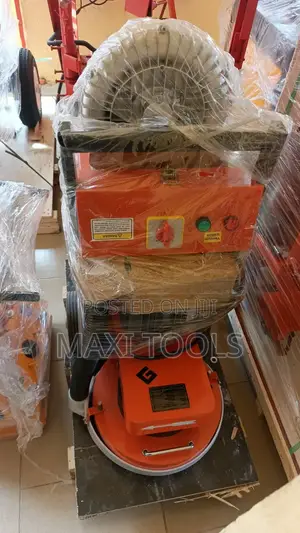 Electric Concrete Floor Grinder Polisher Equipped With Built-Invacuum