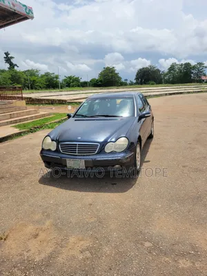 Mercedes-Benz C200 2001 Blue