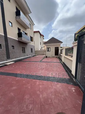 3bdrm Block of Flats in Mabushi for sale