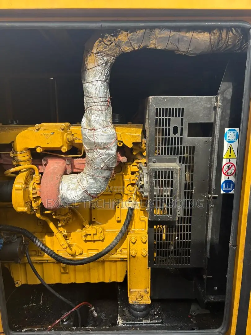 Soundproof Caterpillar (Cat) Diesel Generator 100 Kva