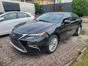 Lexus ES 2014 Black