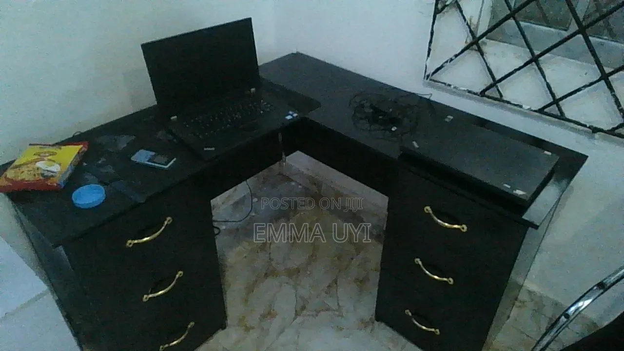 L Shape Office Table for Sale