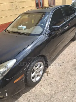 Lexus ES 300 2004 Black