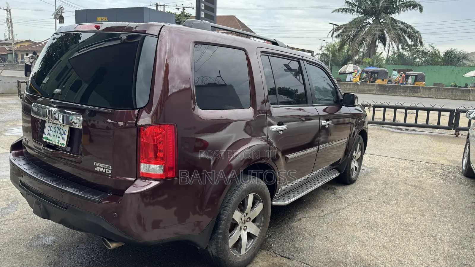 Honda Pilot 2012 Burgundy