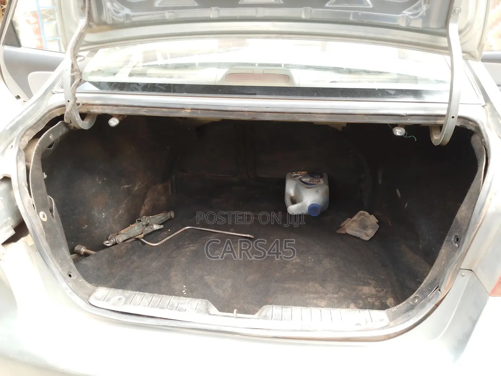 Hyundai Elantra 2010 Gray