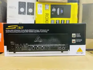 Behringer S32 Digital Stage Box