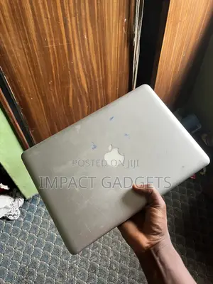 Laptop Apple MacBook Pro 2012 4GB Intel Core i5 HDD 128GB