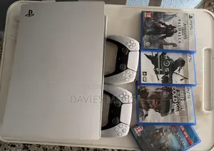 Ps5 With 12 Installed Games, 2 Pads and Physical CDS