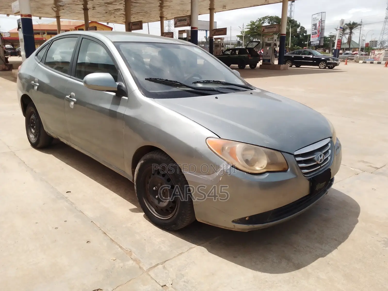 Hyundai Elantra 2010 Gray