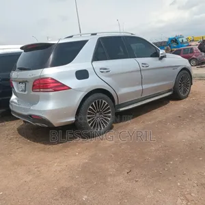 Mercedes-Benz GLE-Class 2018 Silver