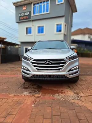 Hyundai Tucson 2018 Silver