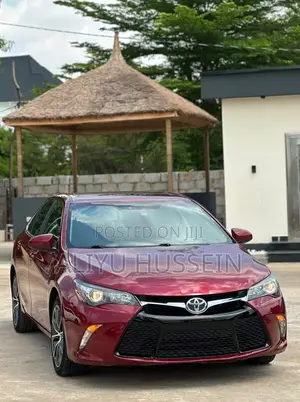 Toyota Camry 2016 Burgundy