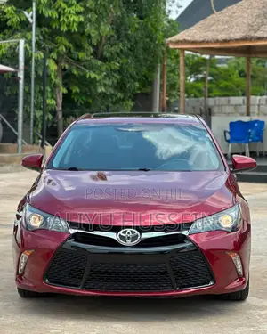Toyota Camry 2016 Burgundy