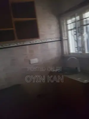 Furnished Mini Flat in Erunwe for rent