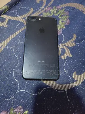Apple iPhone 7 Plus 32 GB Black