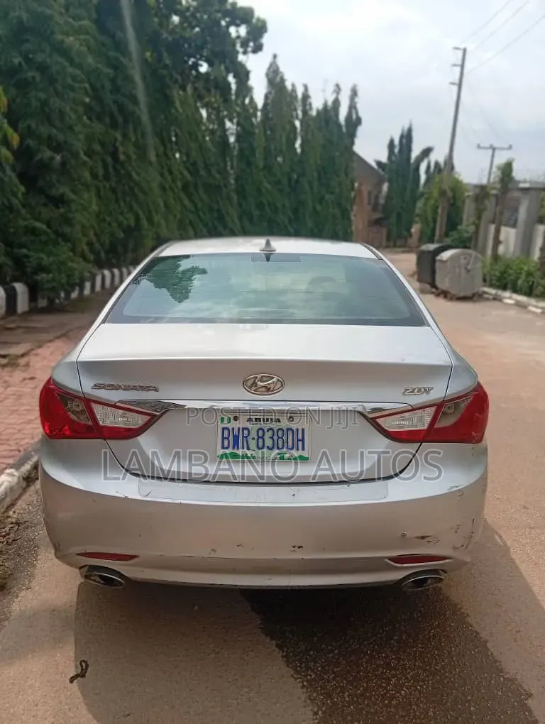 Hyundai Sonata 2012 Silver