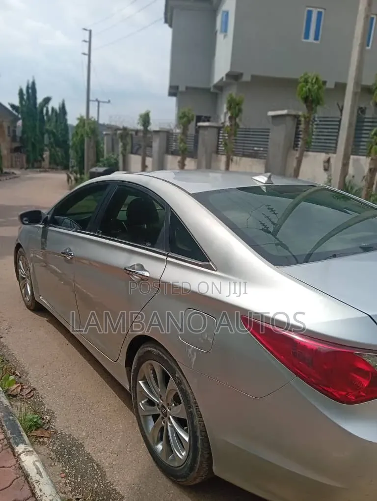Hyundai Sonata 2012 Silver
