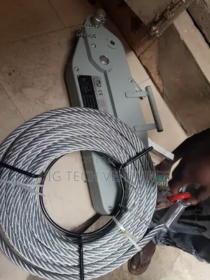 Manual Wire Rope Pulling Hoist Often Referred to as a "Tirfor" Jack.