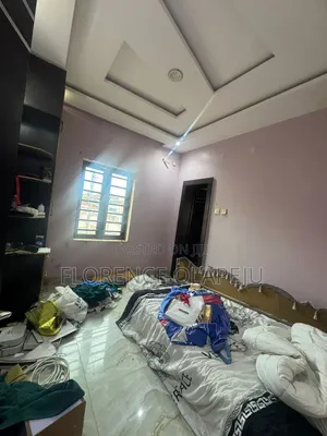 3bdrm Block of Flats in Olusoji, Akala Express for rent