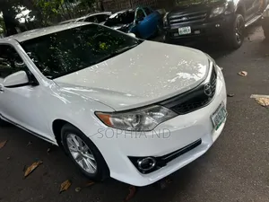 Toyota Camry 2014 White