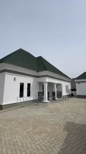 Furnished 3bdrm Bungalow in Zone B for sale