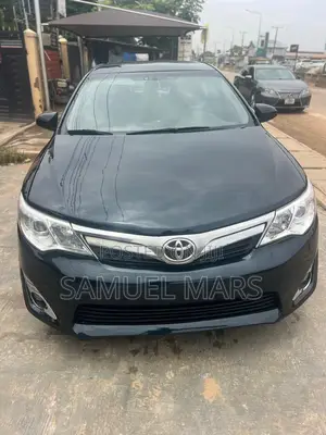 Toyota Camry LE 4dr Sedan (2.5L 4cyl 6A) 2012 Black
