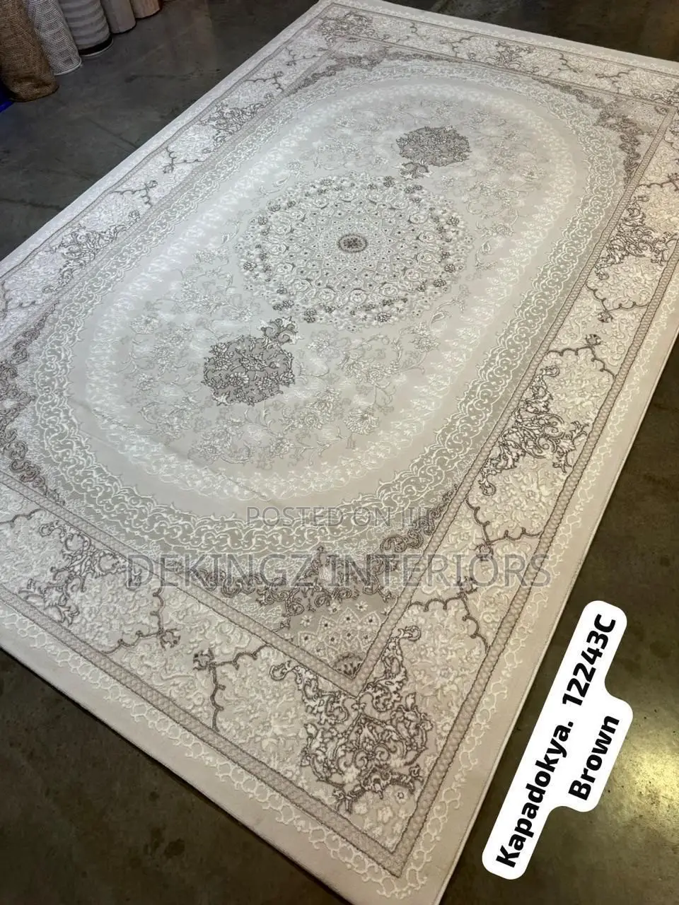 Center Rugs