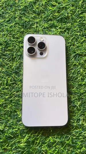 Apple iPhone 15 Pro Max 256 GB White