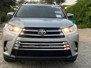 Toyota Highlander 2015 Silver