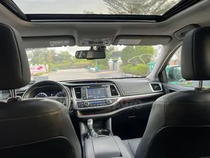 Toyota Highlander 2015 Silver