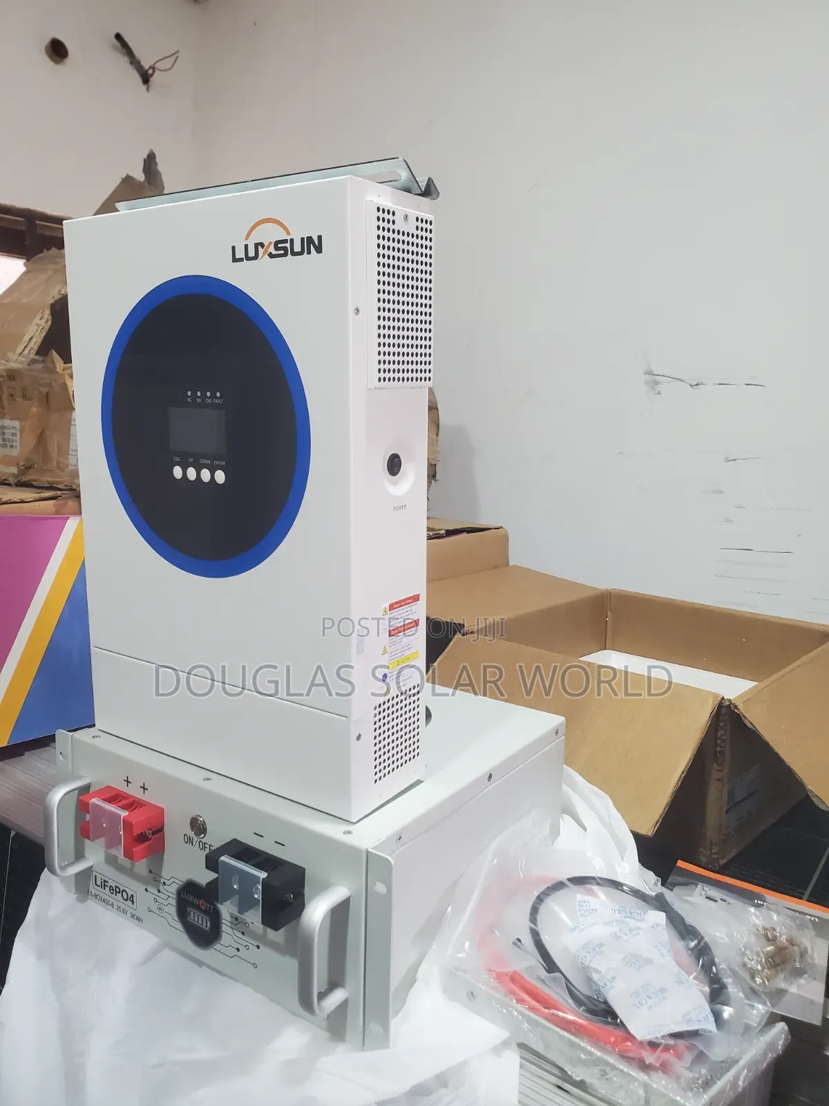 Lux 4.2kva Hybrid Inverter/3kwh Lithium Battery Solar System/Solution