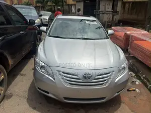 Toyota Camry XLE V6 4dr Sedan (3.5L 6cyl 6AM) 2007 Silver