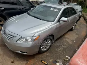 Toyota Camry XLE V6 4dr Sedan (3.5L 6cyl 6AM) 2007 Silver