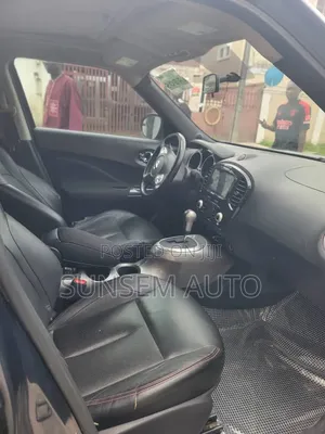 Nissan Juke 2012 Blue