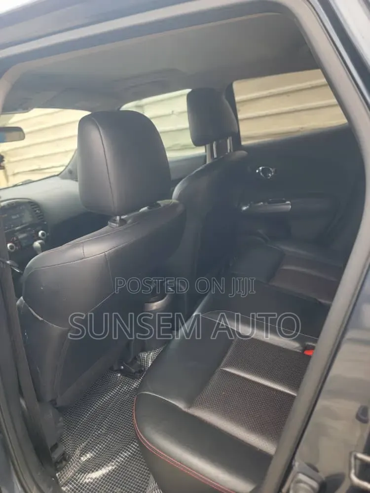 Nissan Juke 2012 Blue